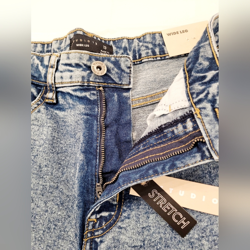 Wide Leg Stretch Blue Jeans - Picture 4 of 7